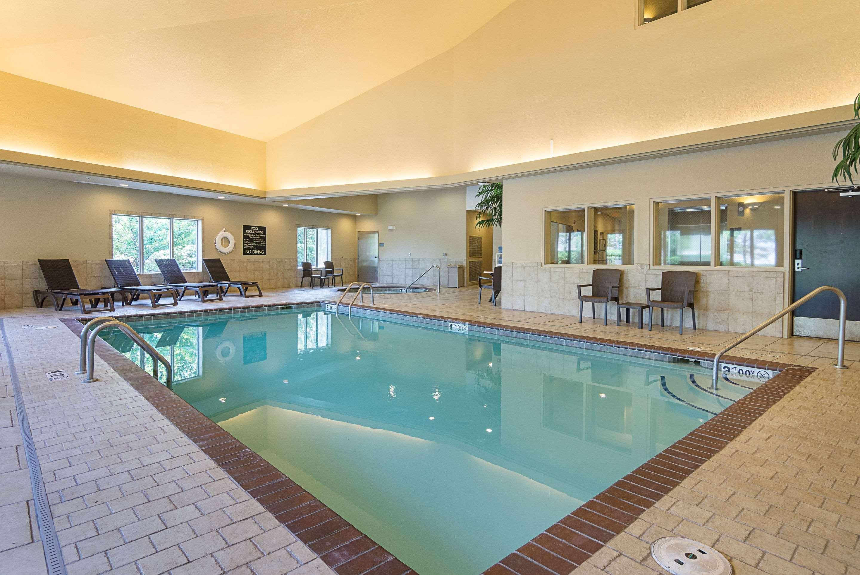Inn Comfort - Crystal Bridges Bentonville